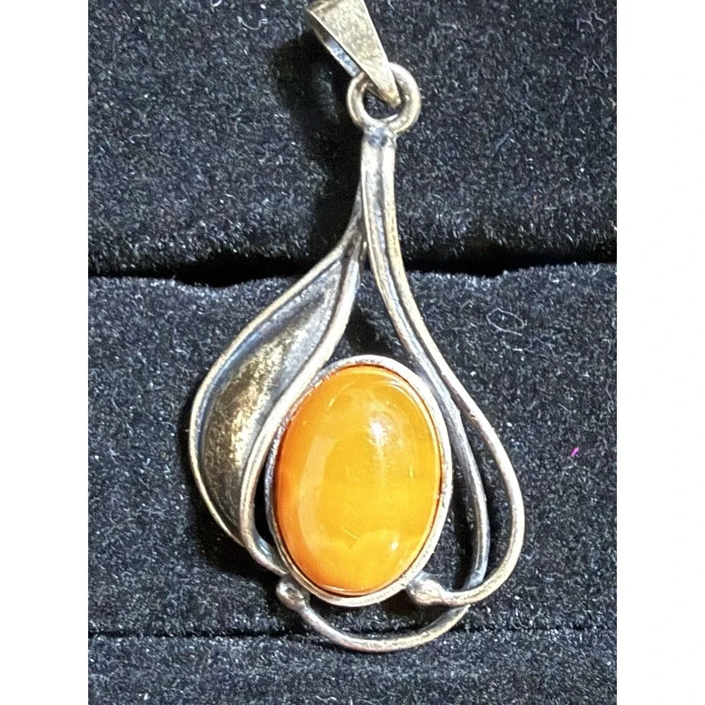 Large Chunky Vintage Sterling Silver Baltic Egg Yolk Amber Drop Pendant 925